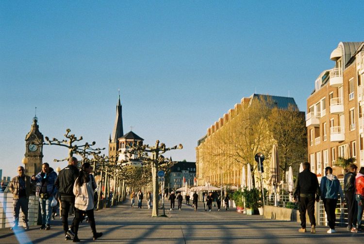 Rhein Promenade in Düsseldorf